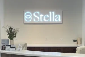 Top 5 Must-Have Hotel Reception Signs for a Seamless Check-In Process